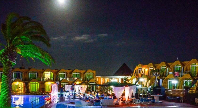 Aparthotel La Piramide كوستا دي أنتيجوا المظهر الخارجي الصورة